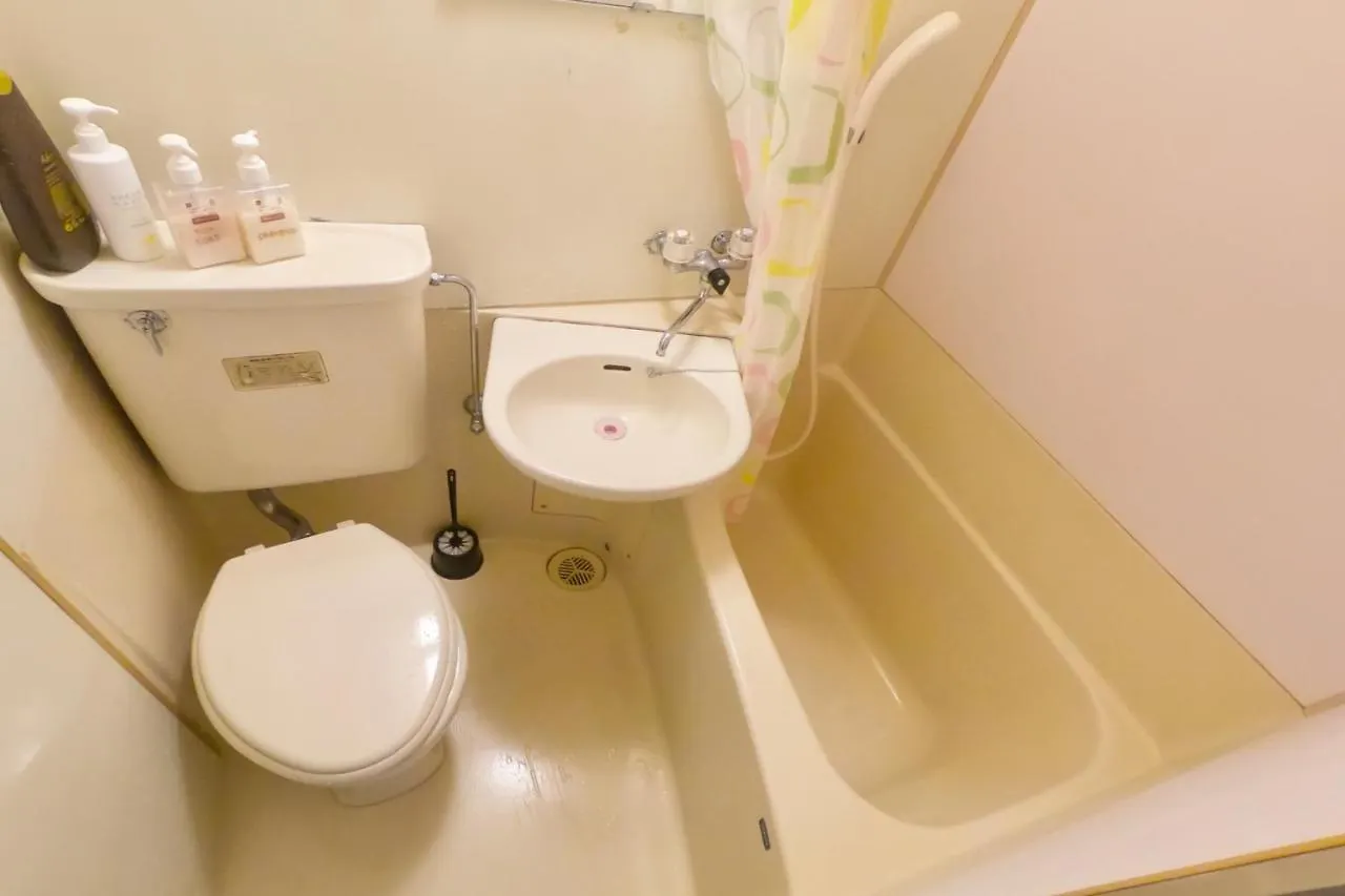Affordable Apartment In Shinjuku / Very Central And Convenient Tokyo